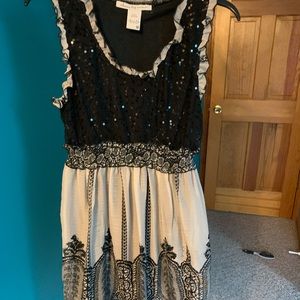 Beautifully embroidered black and silver dress!